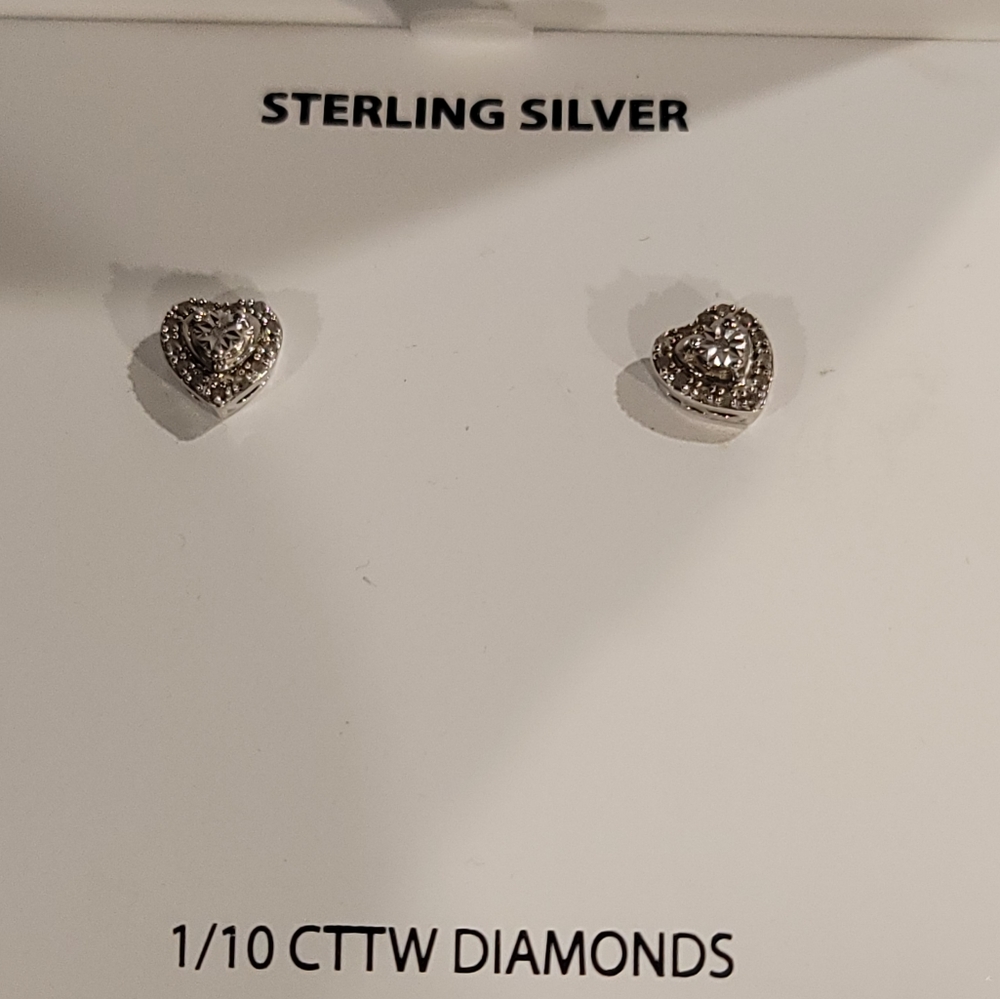 NWT Sterling silver diamond earrings